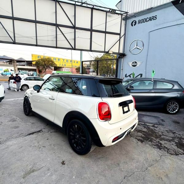 Miniatura 6