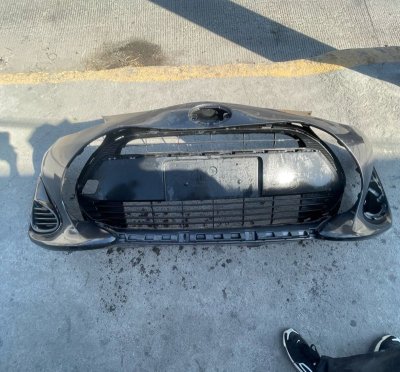 FASCIA PRIUS C DELANTERA